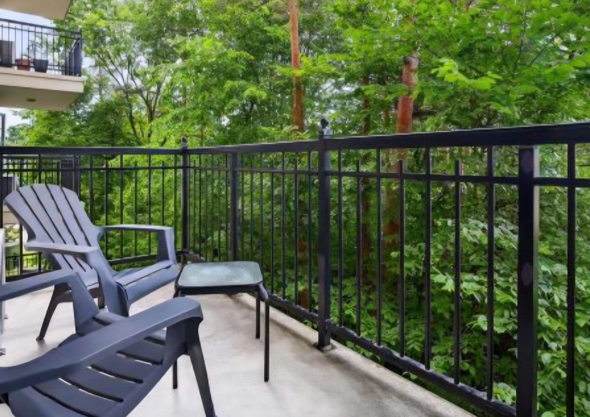 









103


Rue du Château

, 304,
Gatineau (Hull),




QC
J9A3E1

