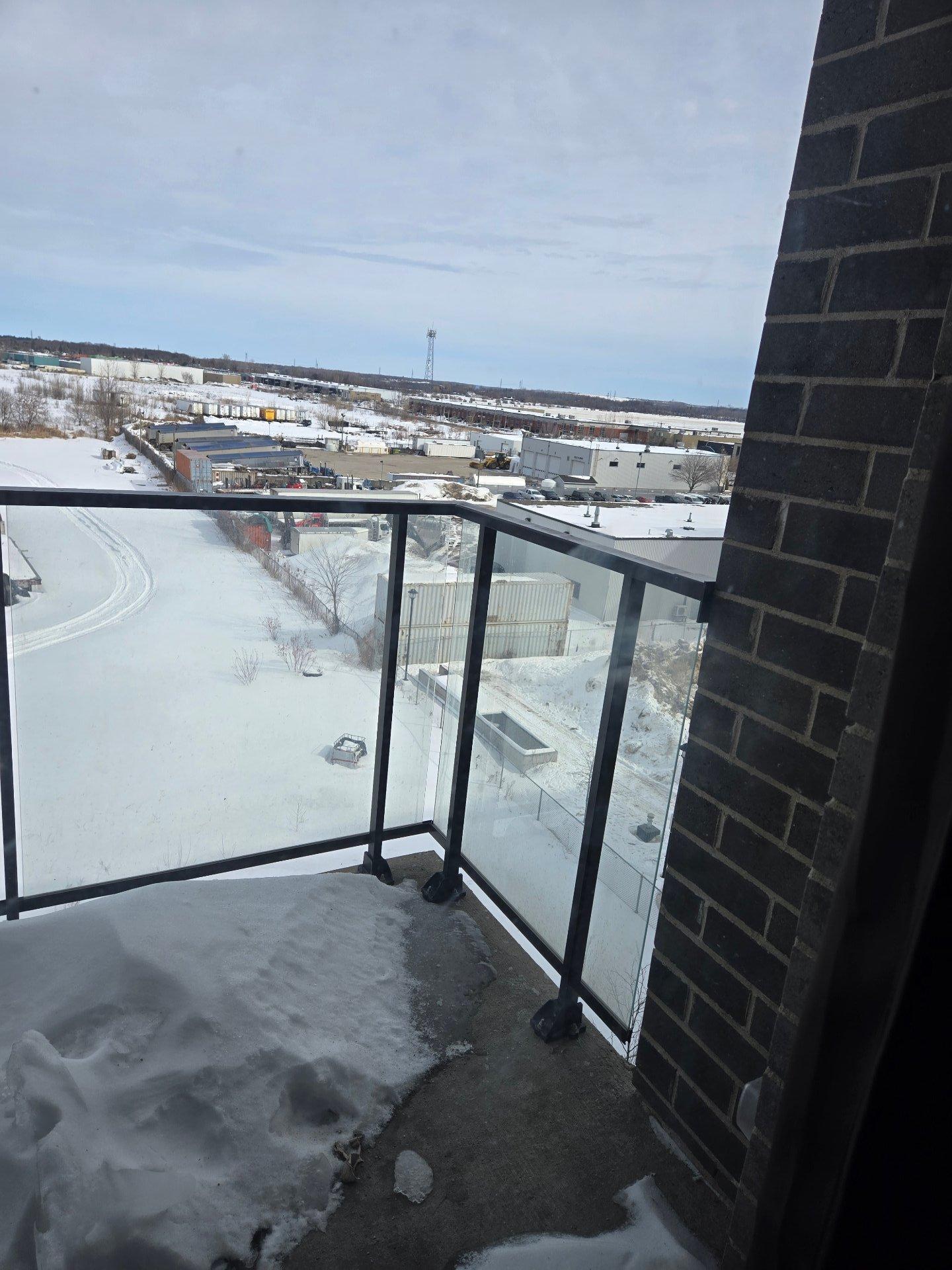 









1431


Av. de la Gare

, 610,
Mascouche,




QC
J7K3C7

