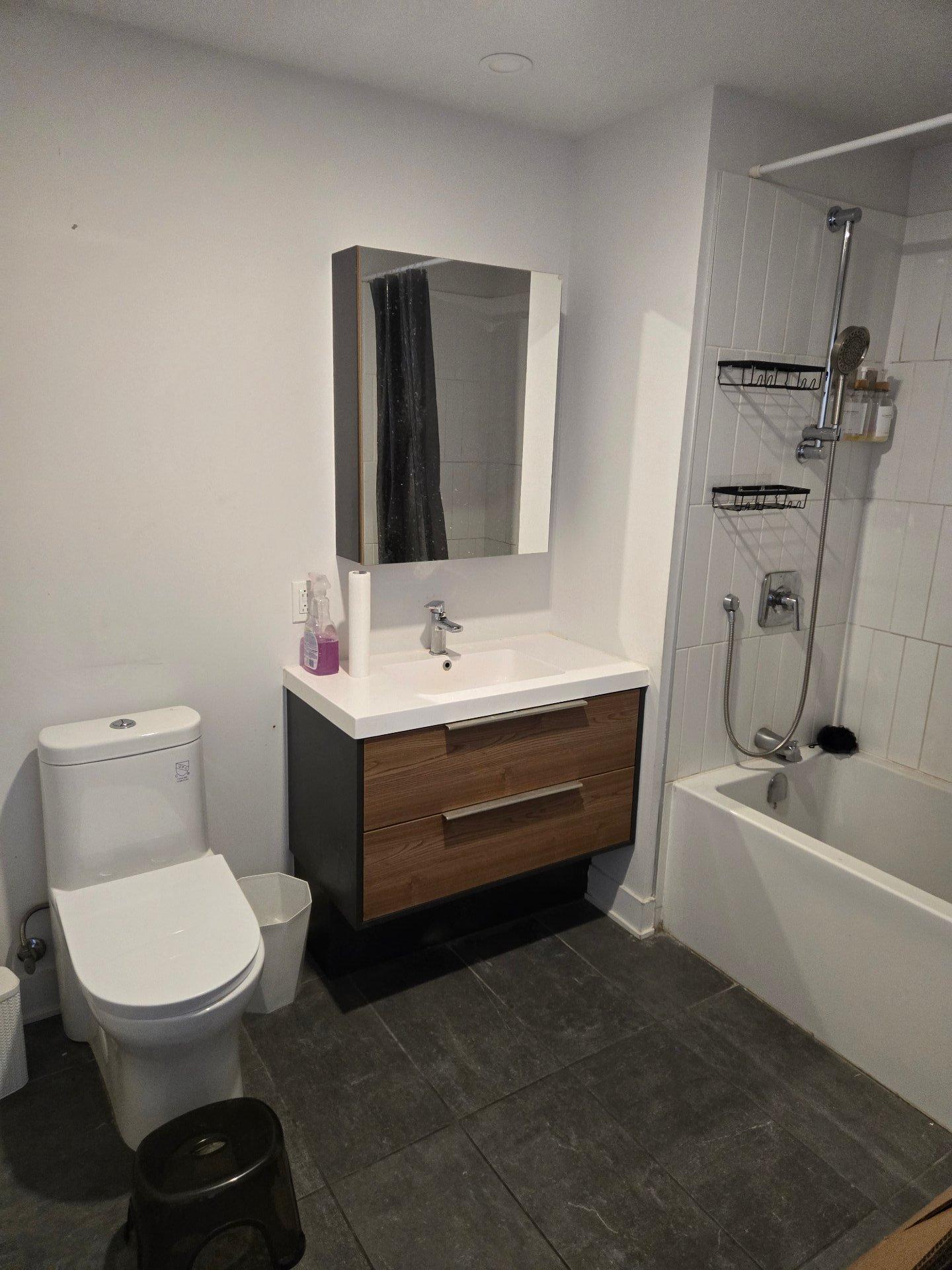 









1431


Av. de la Gare

, 610,
Mascouche,




QC
J7K3C7

