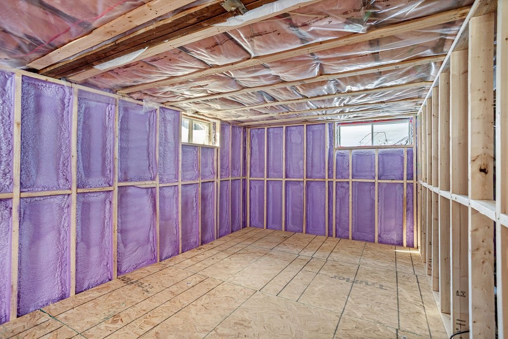 









594


Rue Ouimet

,
Saint-Jérôme,




QC
J7Z1R2

