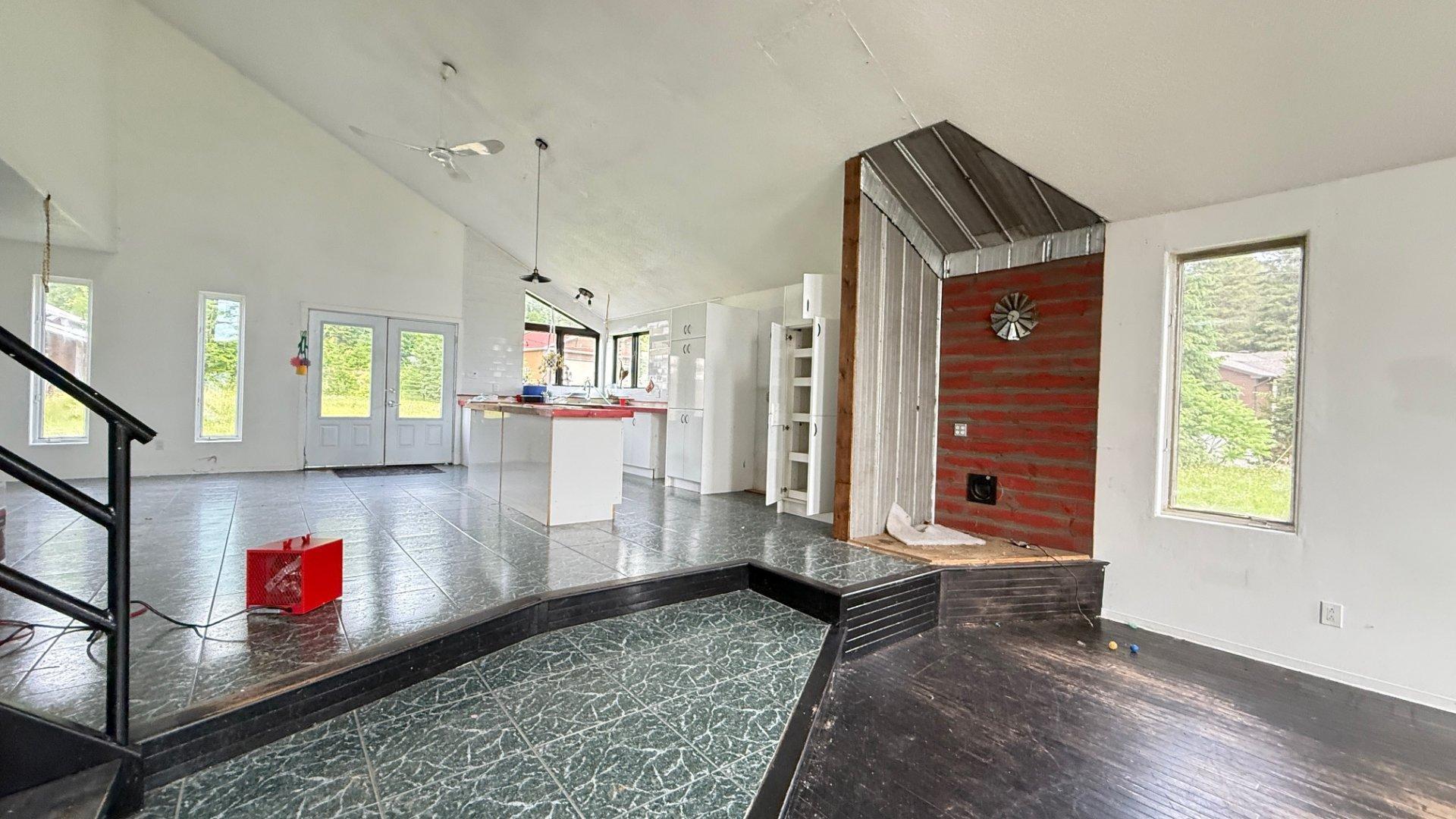 









117


Rg Ste-Julie O.

,
Saint-André-Avellin,




QC
J0V1W0

