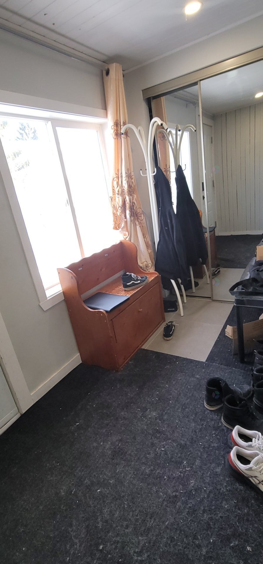 









114


38e Avenue

,
Sainte-Marthe-sur-le-Lac,




QC
J0N1P0

