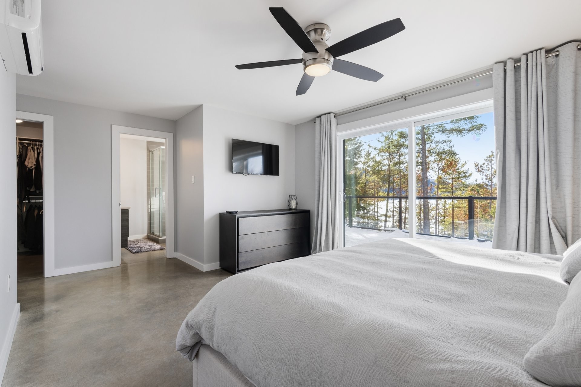 









220


Rue de l'Archipel

,
Saint-Denis-de-Brompton,




QC
J0B2P0

