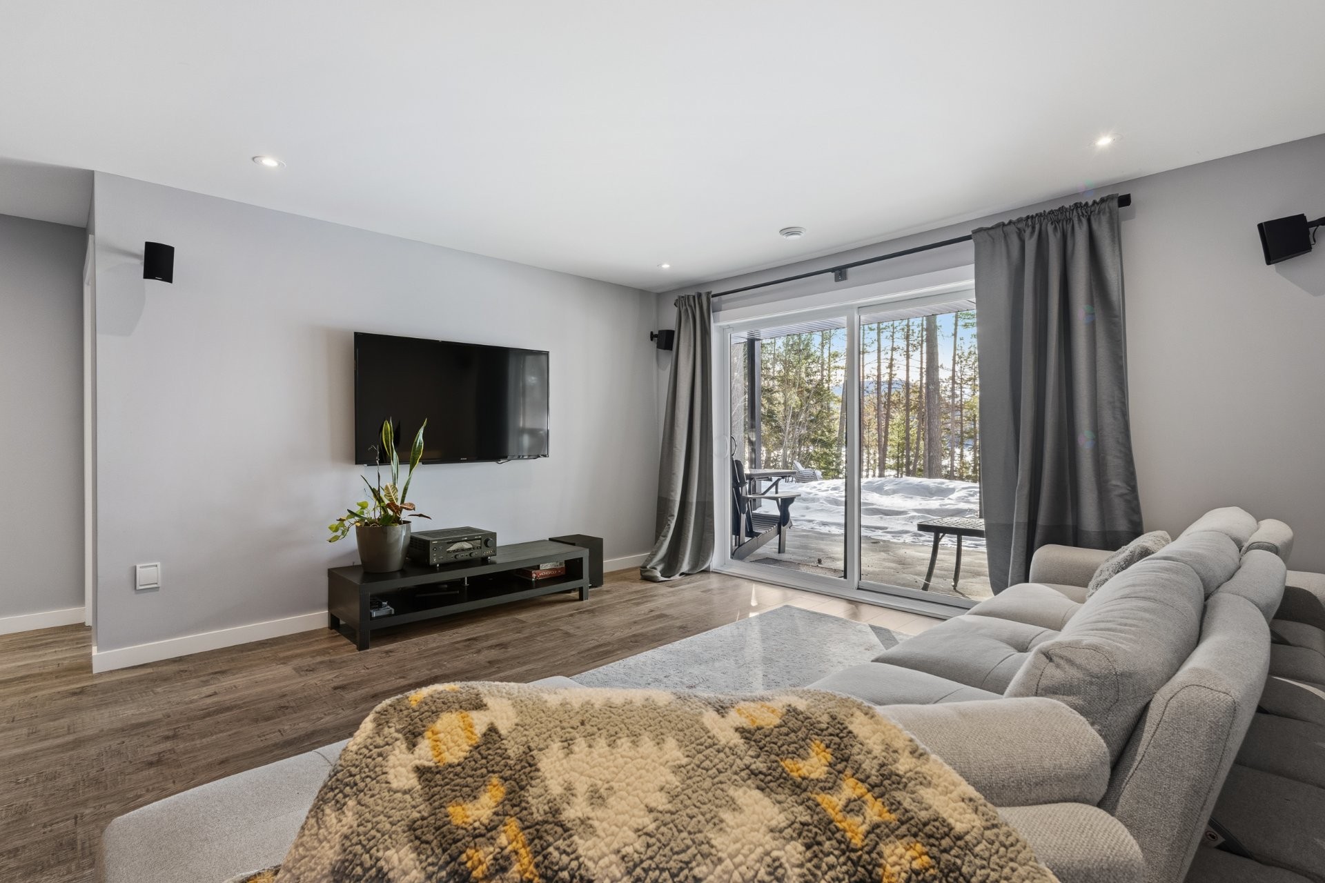 









220


Rue de l'Archipel

,
Saint-Denis-de-Brompton,




QC
J0B2P0

