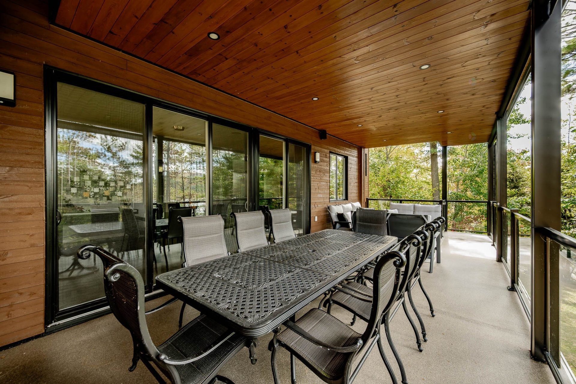 









220


Rue de l'Archipel

,
Saint-Denis-de-Brompton,




QC
J0B2P0

