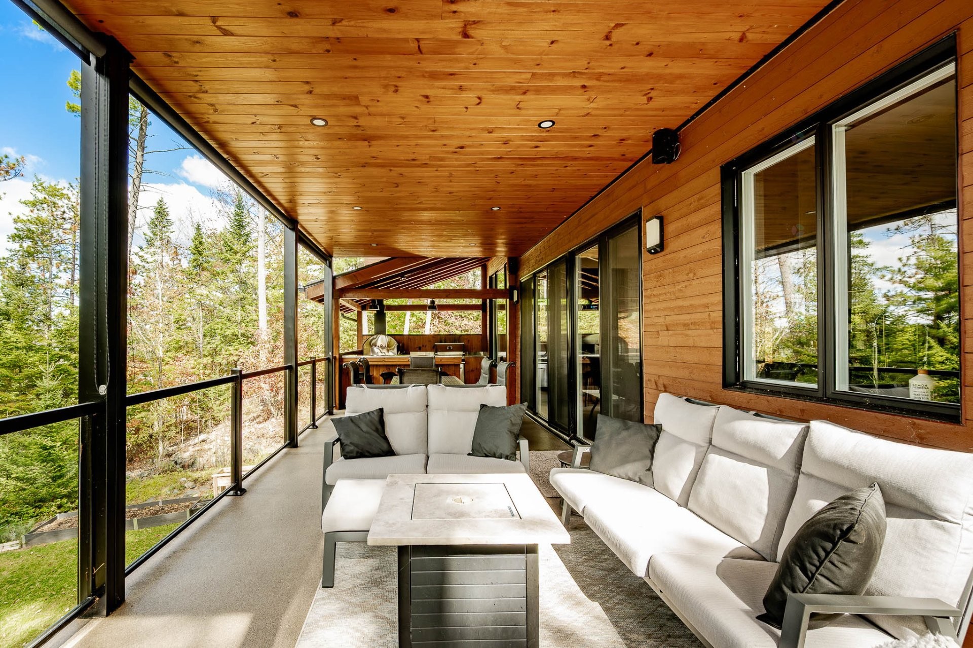 









220


Rue de l'Archipel

,
Saint-Denis-de-Brompton,




QC
J0B2P0

