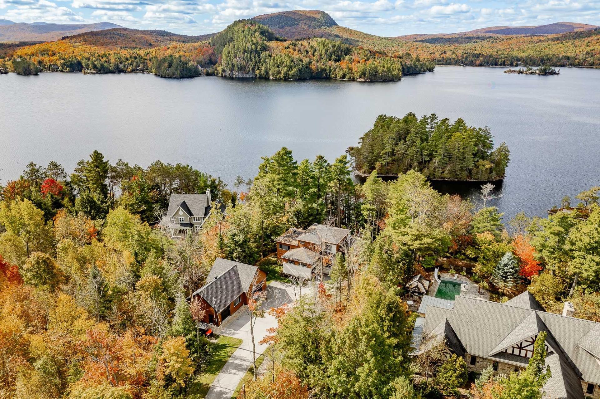 









220


Rue de l'Archipel

,
Saint-Denis-de-Brompton,




QC
J0B2P0

