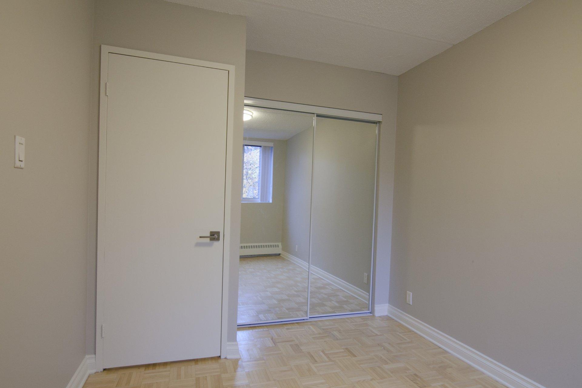 









4800


Boul. De Maisonneuve O.

, 521,
Westmount,




QC
H3Z1M1

