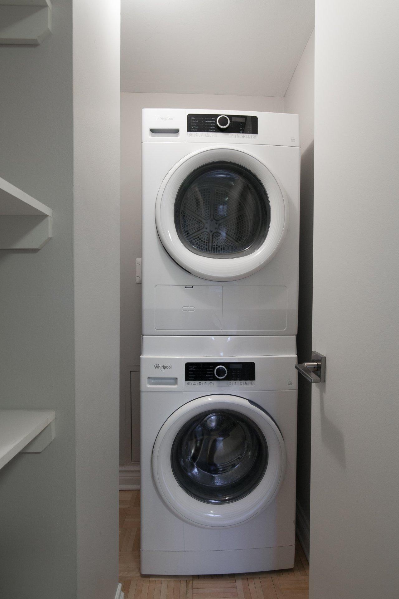 









4800


Boul. De Maisonneuve O.

, 521,
Westmount,




QC
H3Z1M1

