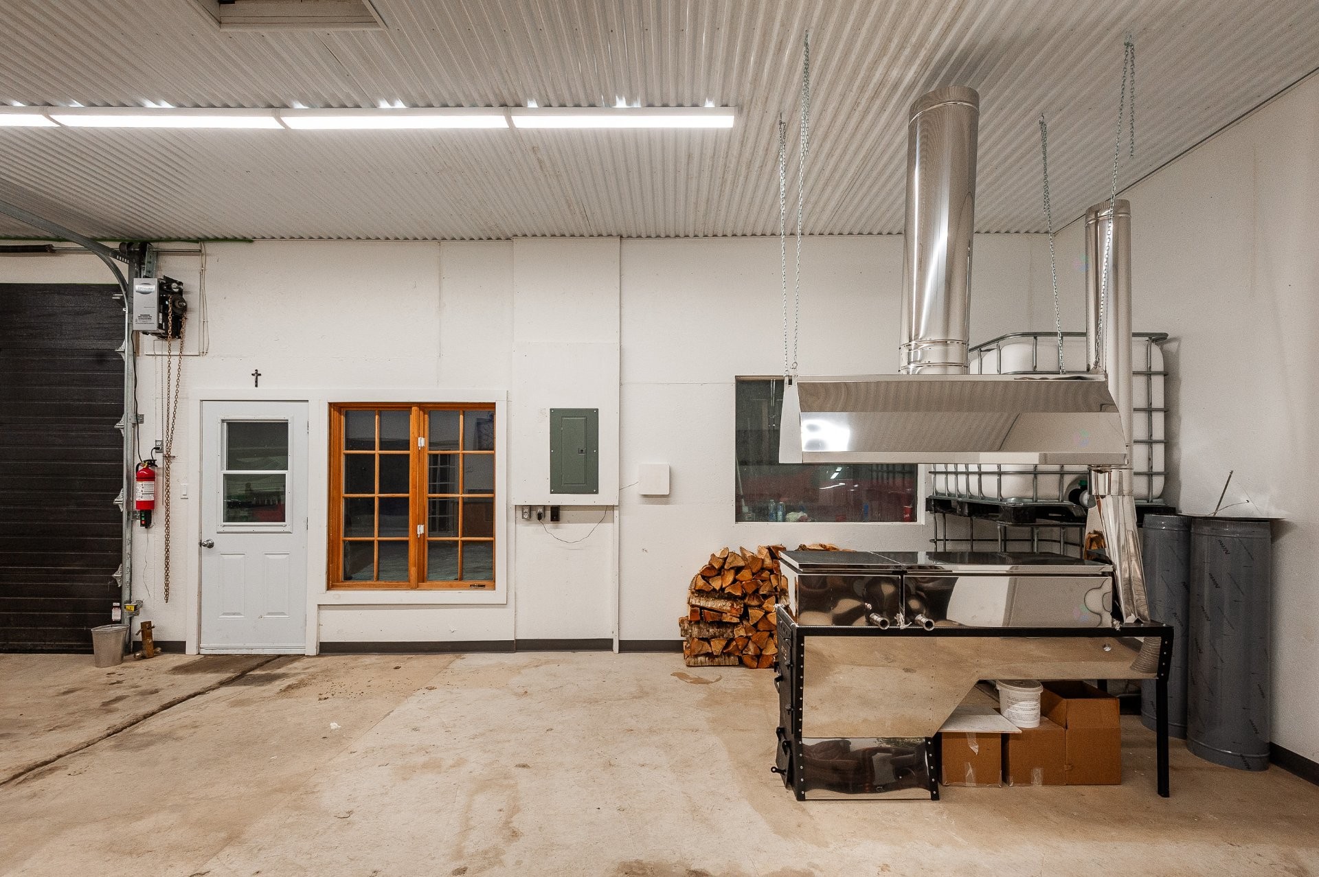 









1279


Ch. Hallé E.

,
Brigham,







QC
J2K4G5

