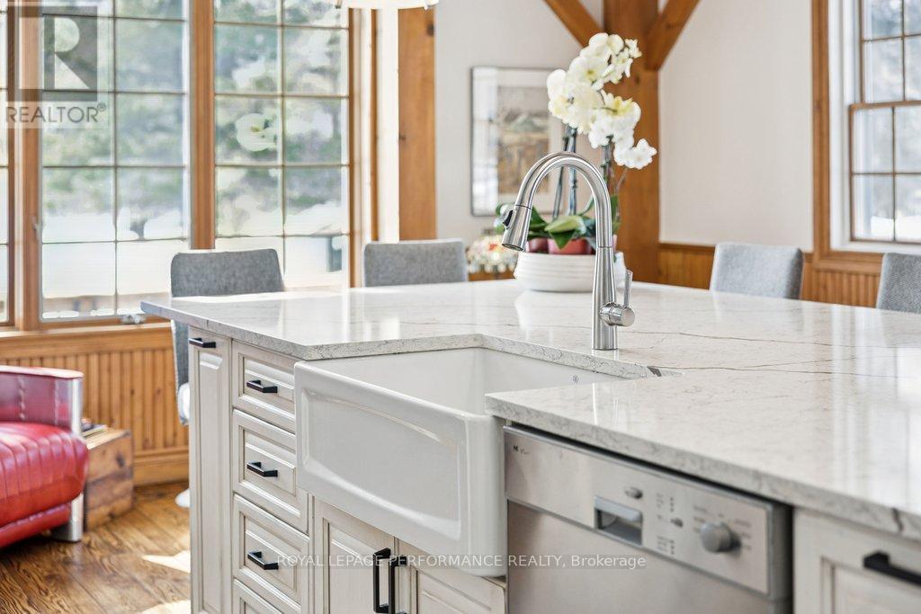 












3125 TORWOOD DRIVE

,
Ottawa,




Ontario
K0A1T0

