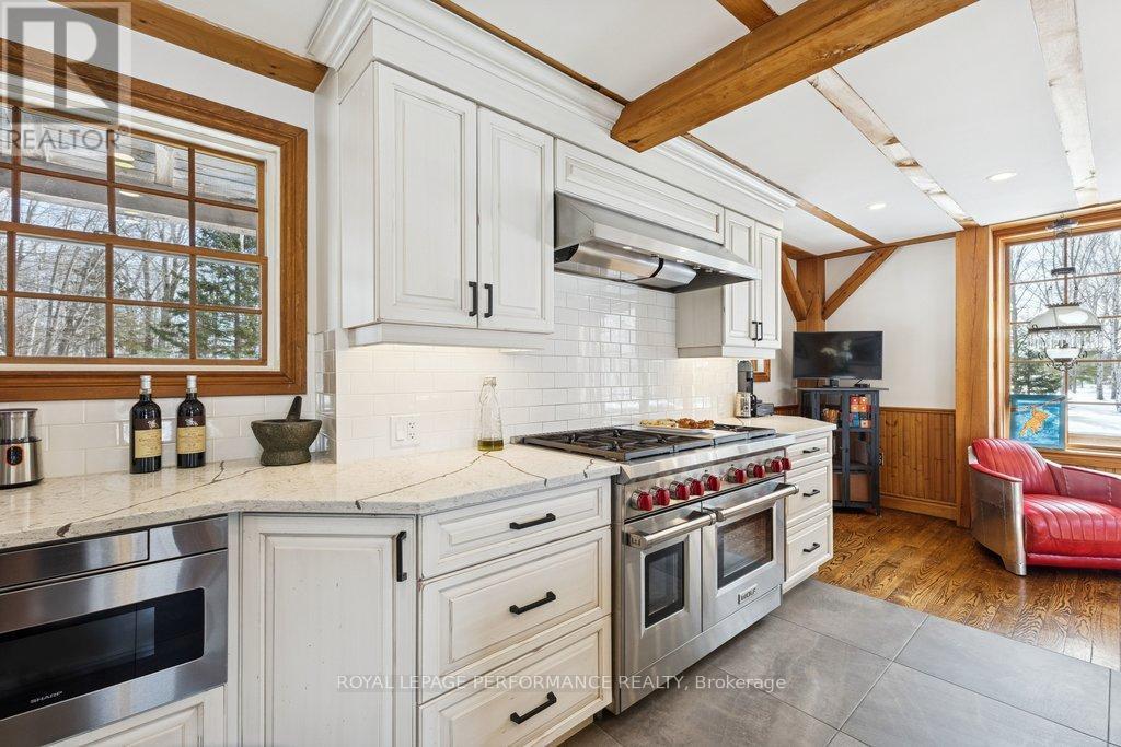 












3125 TORWOOD DRIVE

,
Ottawa,




Ontario
K0A1T0

