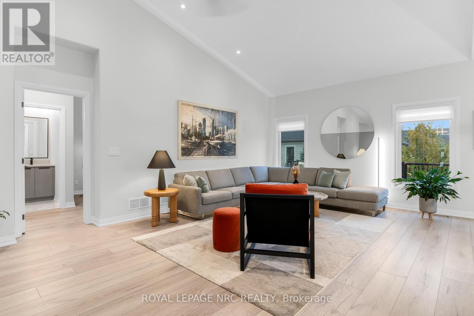 












93 - 154 PORT ROBINSON ROAD

,
Pelham (Fonthill),




Ontario
L3E0B8

