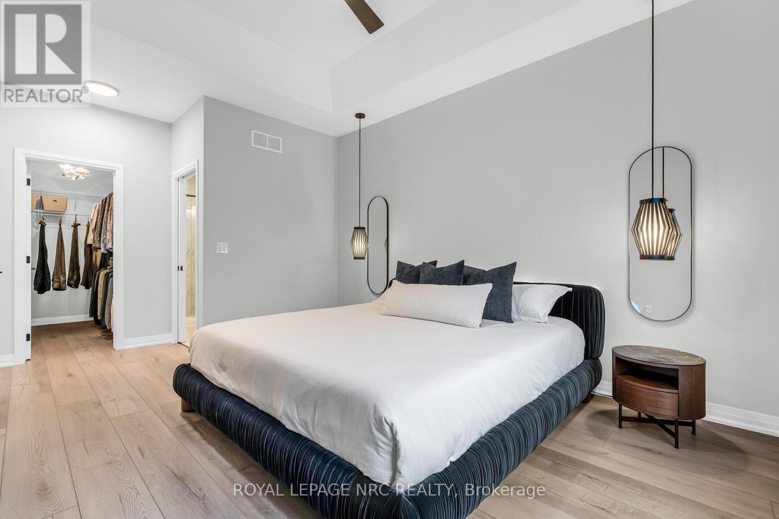 












93 - 154 PORT ROBINSON ROAD

,
Pelham (Fonthill),




Ontario
L3E0B8

