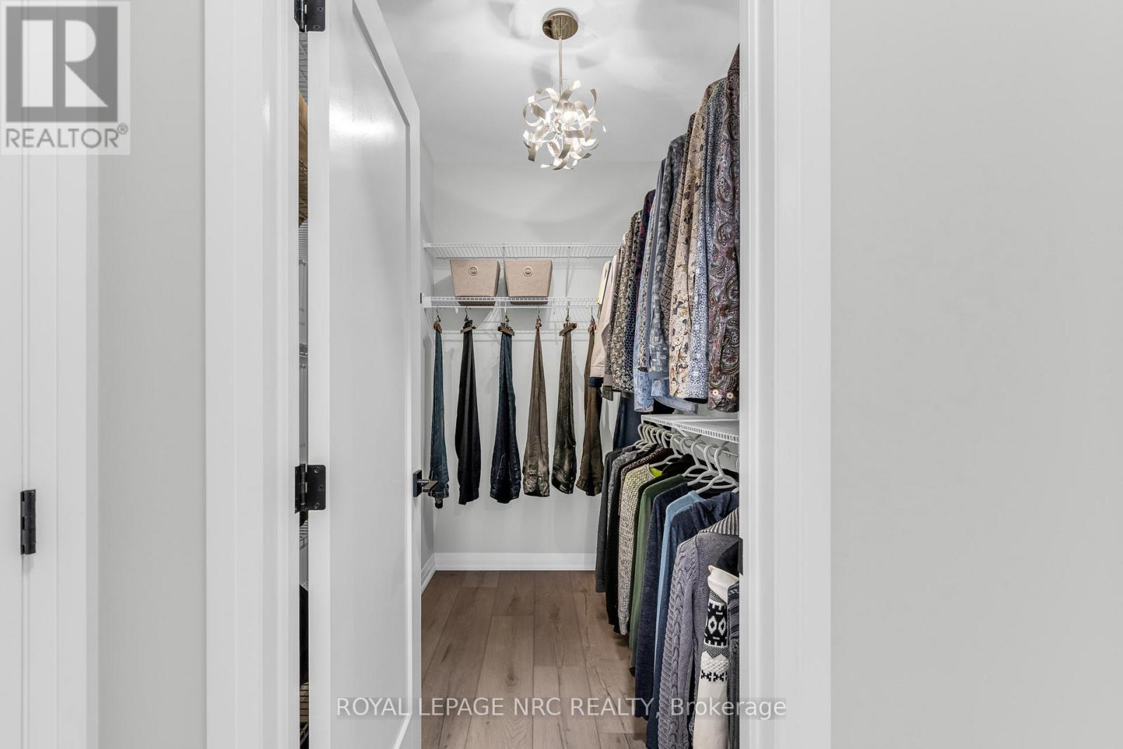 












93 - 154 PORT ROBINSON ROAD

,
Pelham (Fonthill),




Ontario
L3E0B8

