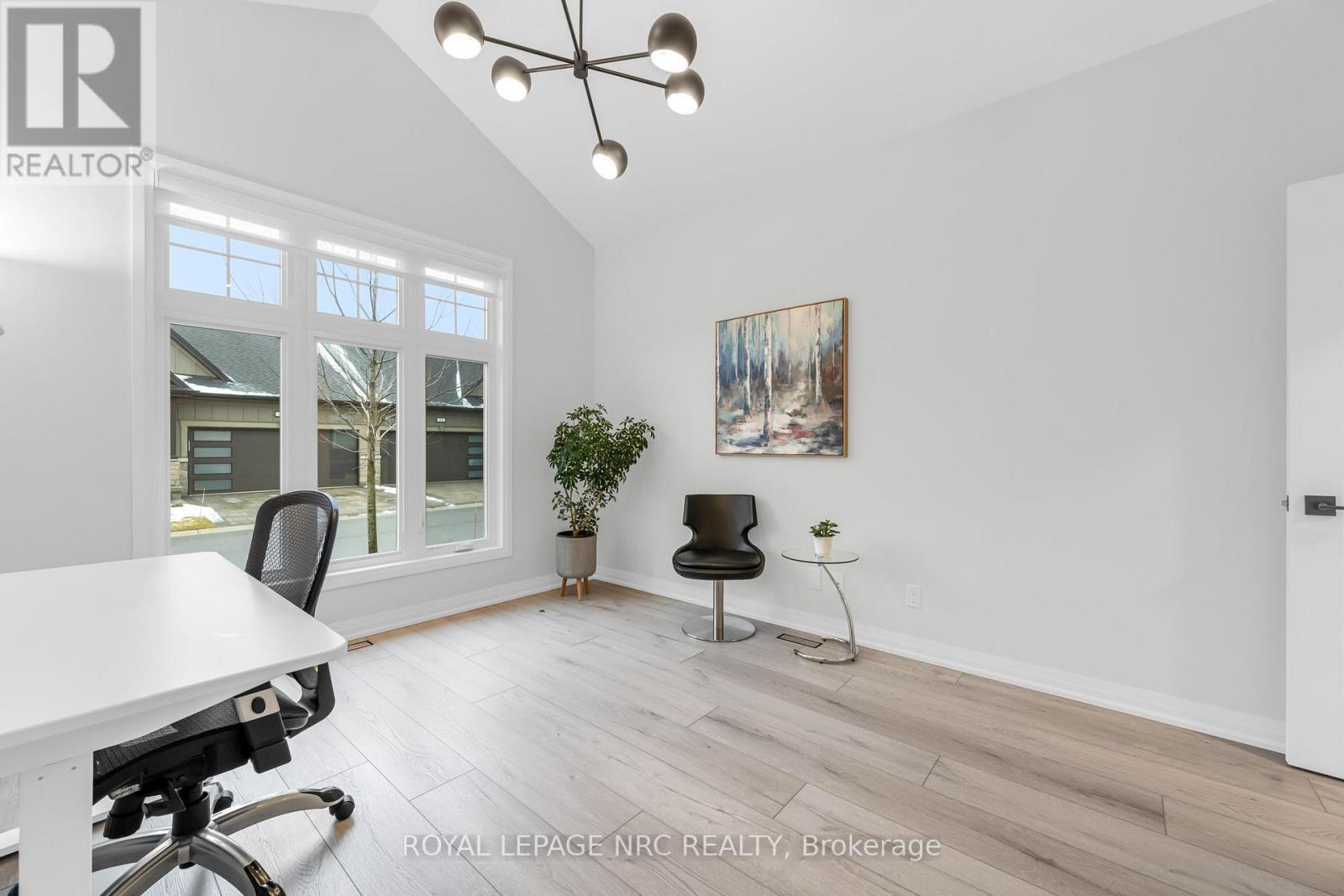 












93 - 154 PORT ROBINSON ROAD

,
Pelham (Fonthill),




Ontario
L3E0B8

