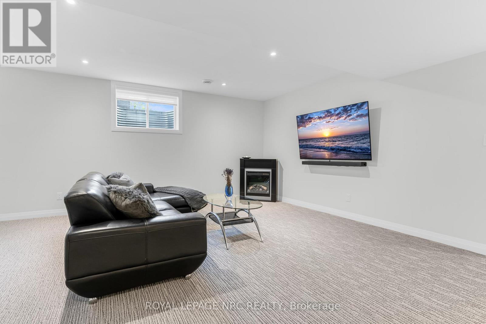 












93 - 154 PORT ROBINSON ROAD

,
Pelham (Fonthill),




Ontario
L3E0B8

