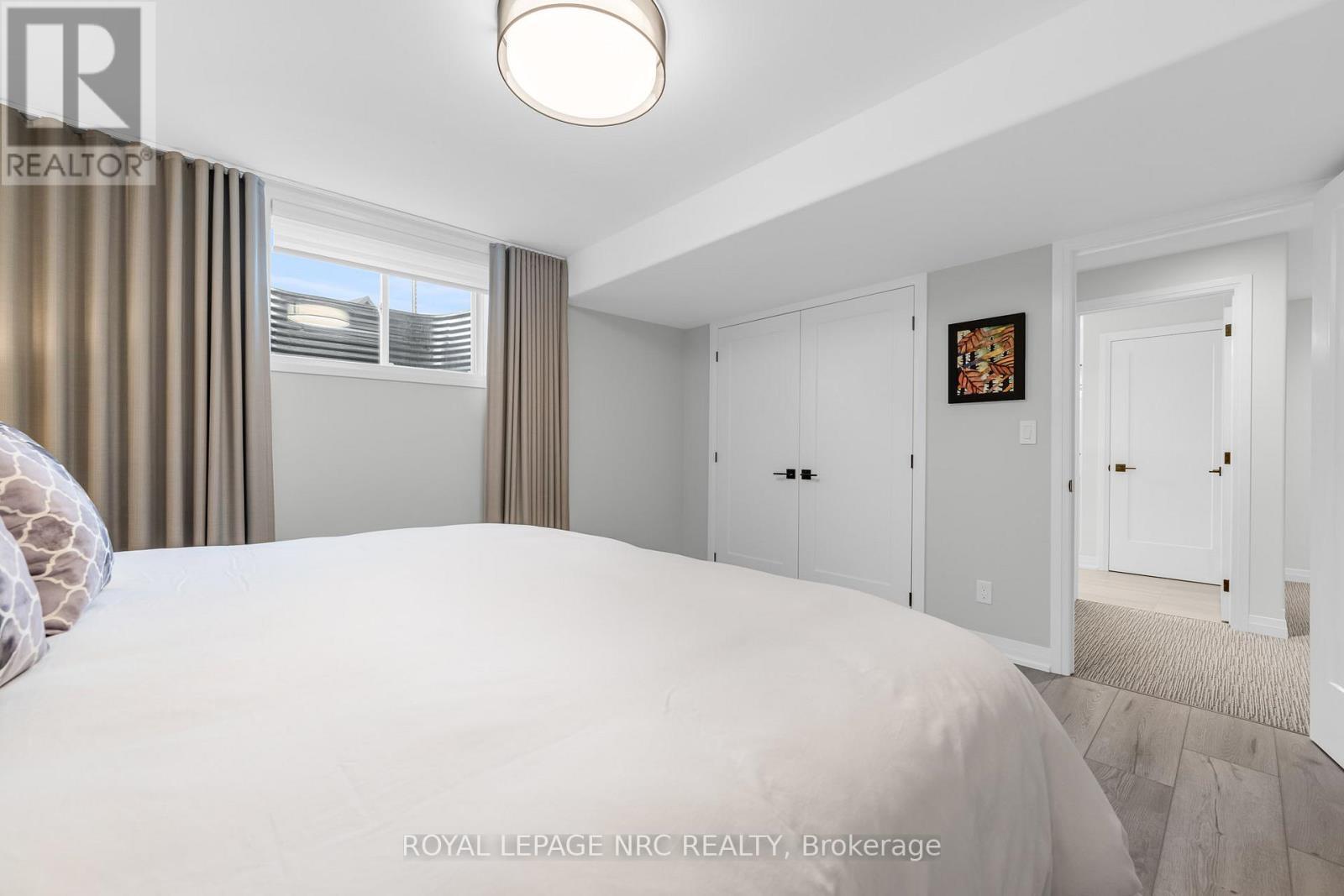 












93 - 154 PORT ROBINSON ROAD

,
Pelham (Fonthill),




Ontario
L3E0B8

