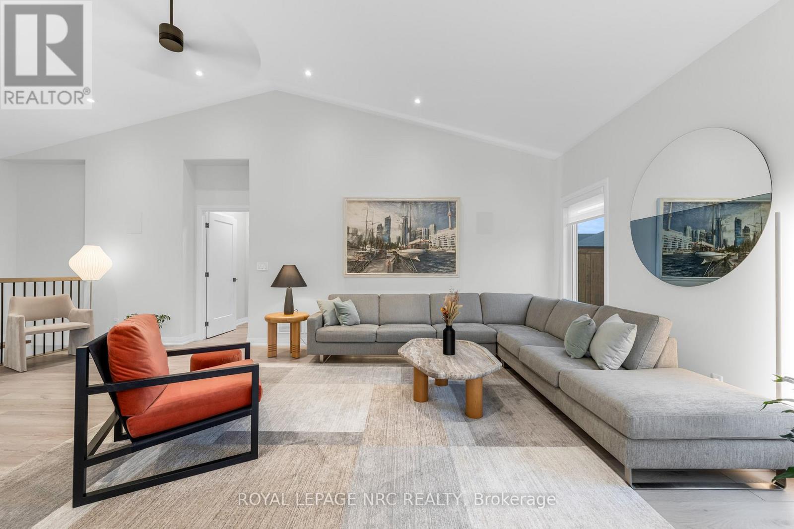 












93 - 154 PORT ROBINSON ROAD

,
Pelham (Fonthill),




Ontario
L3E0B8

