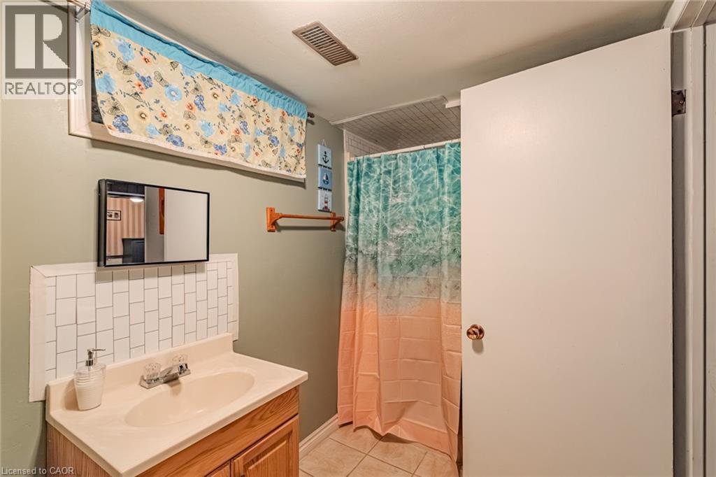 












26 DOUGLAS Avenue

,
Simcoe,




Ontario
N3Y4X4

