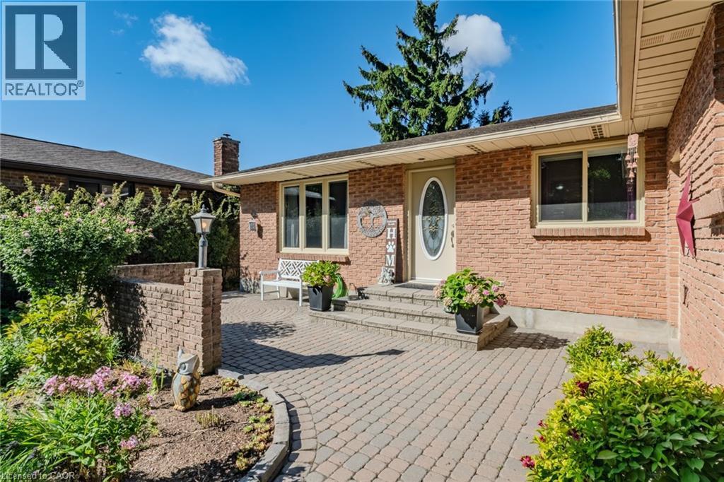 












26 DOUGLAS Avenue

,
Simcoe,




Ontario
N3Y4X4

