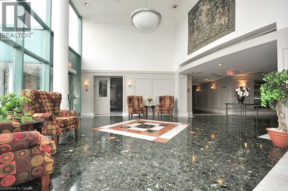 












55 BLUE SPRINGS Drive Unit# 413

,
Waterloo,




Ontario
N2J4T3

