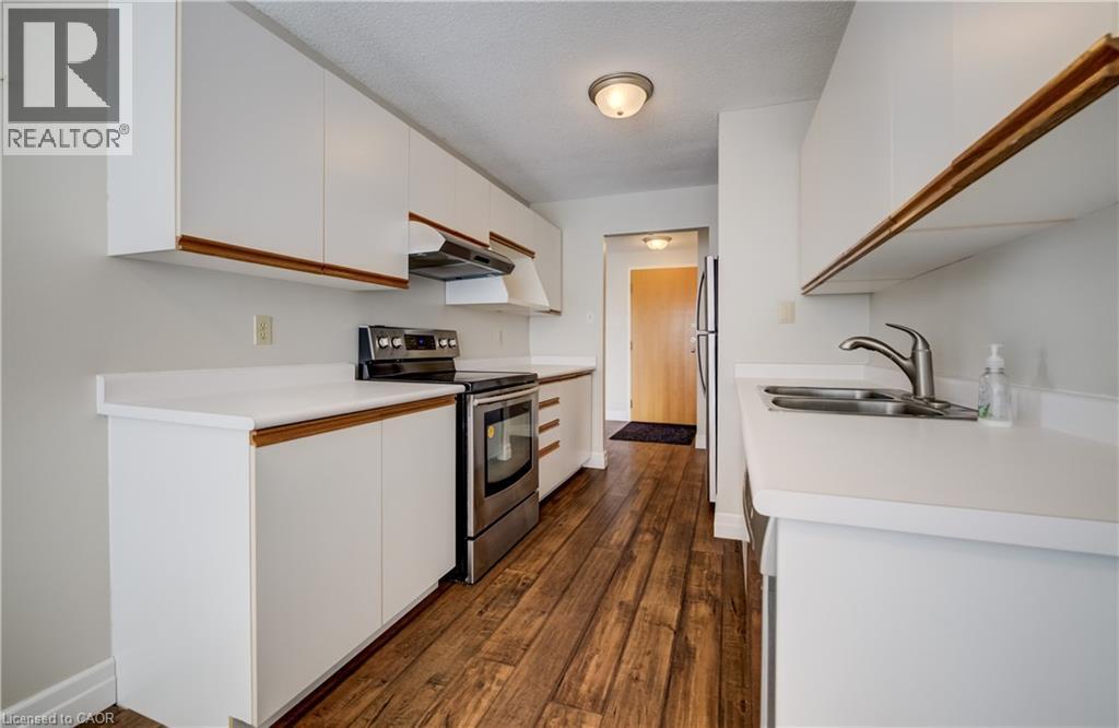 












55 BLUE SPRINGS Drive Unit# 413

,
Waterloo,




Ontario
N2J4T3

