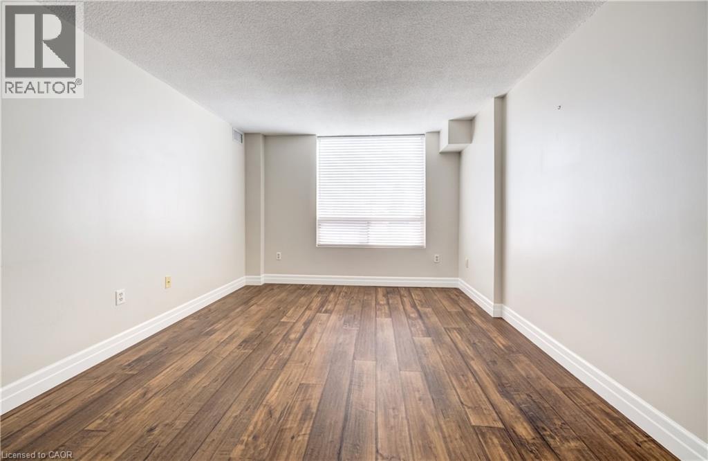 












55 BLUE SPRINGS Drive Unit# 413

,
Waterloo,




Ontario
N2J4T3

