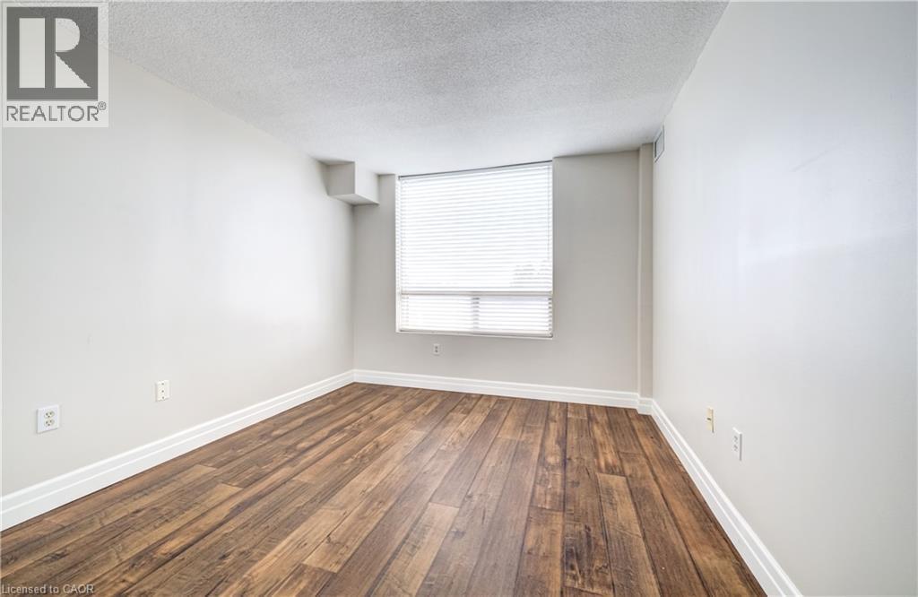 












55 BLUE SPRINGS Drive Unit# 413

,
Waterloo,




Ontario
N2J4T3

