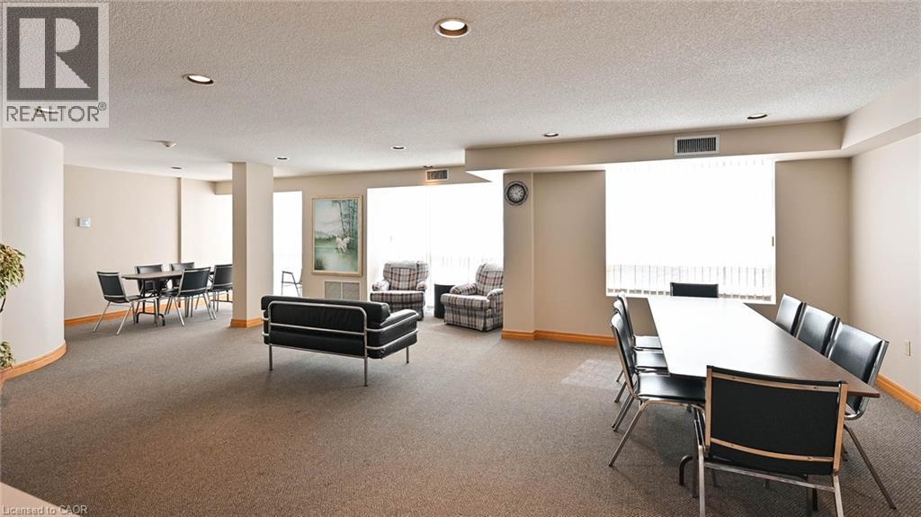 












55 BLUE SPRINGS Drive Unit# 413

,
Waterloo,




Ontario
N2J4T3

