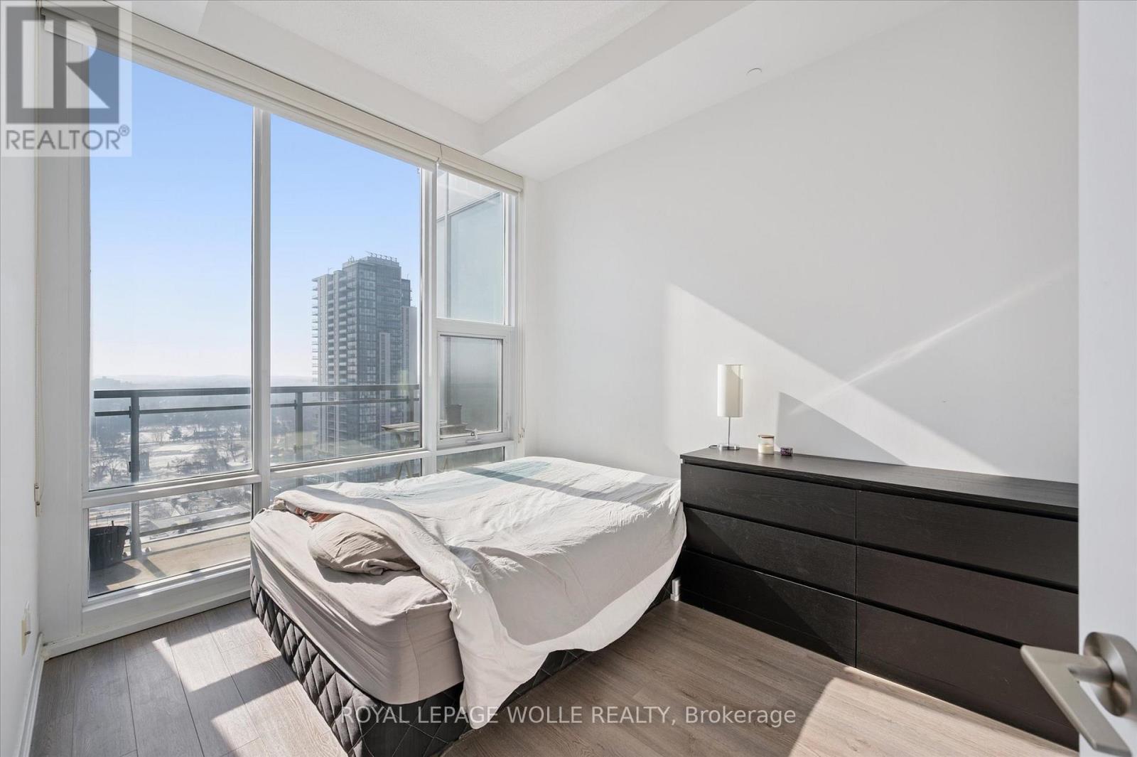 












1707 - 85 DUKE STREET W

,
Kitchener,




Ontario
N2H0B7

