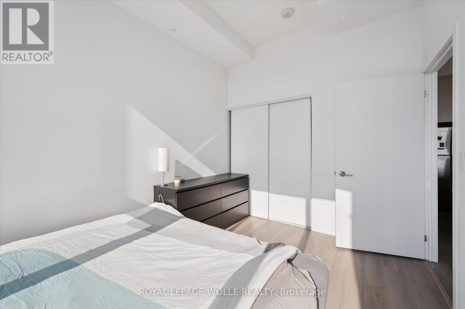 












1707 - 85 DUKE STREET W

,
Kitchener,




Ontario
N2H0B7

