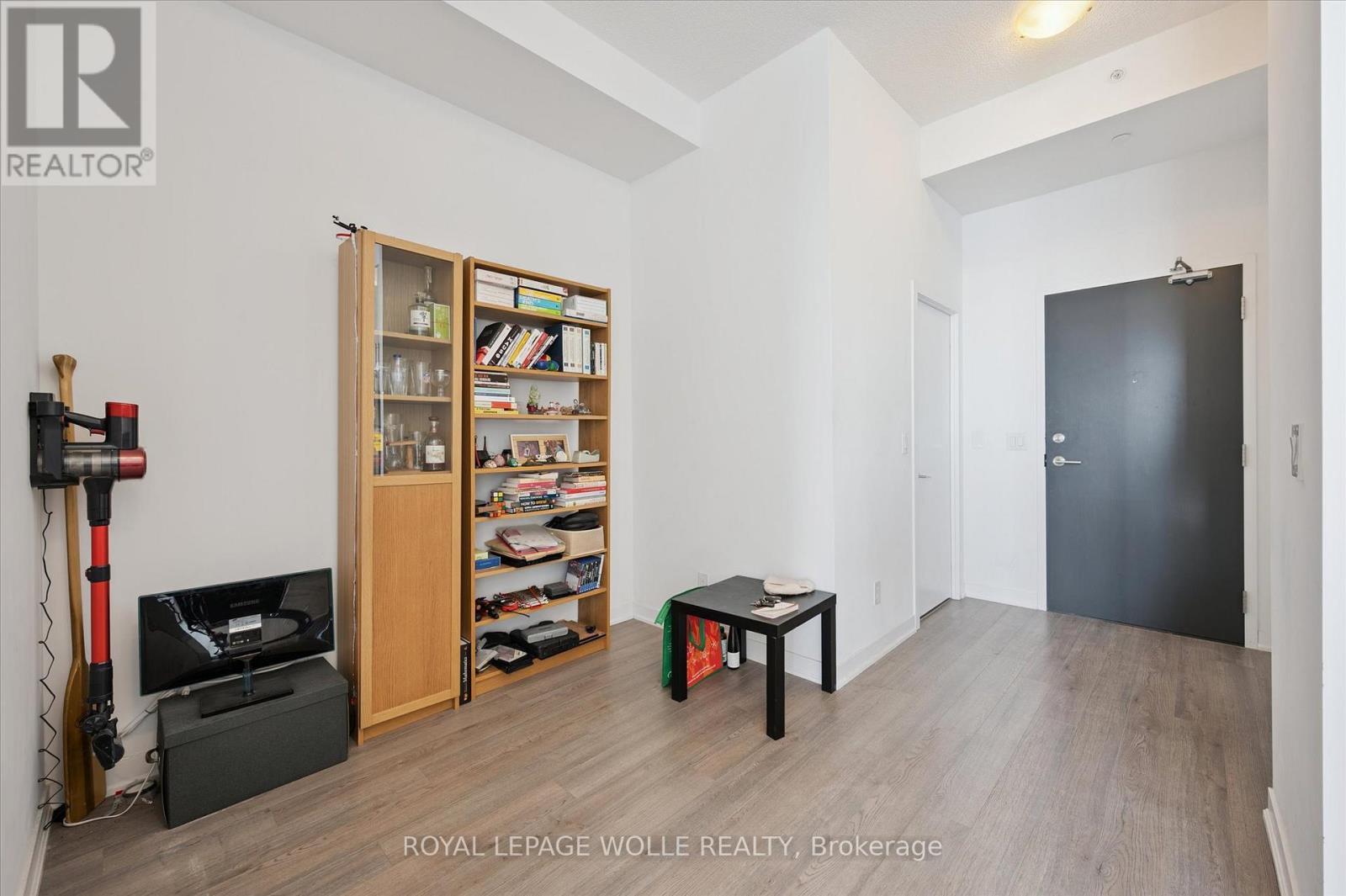 












1707 - 85 DUKE STREET W

,
Kitchener,




Ontario
N2H0B7

