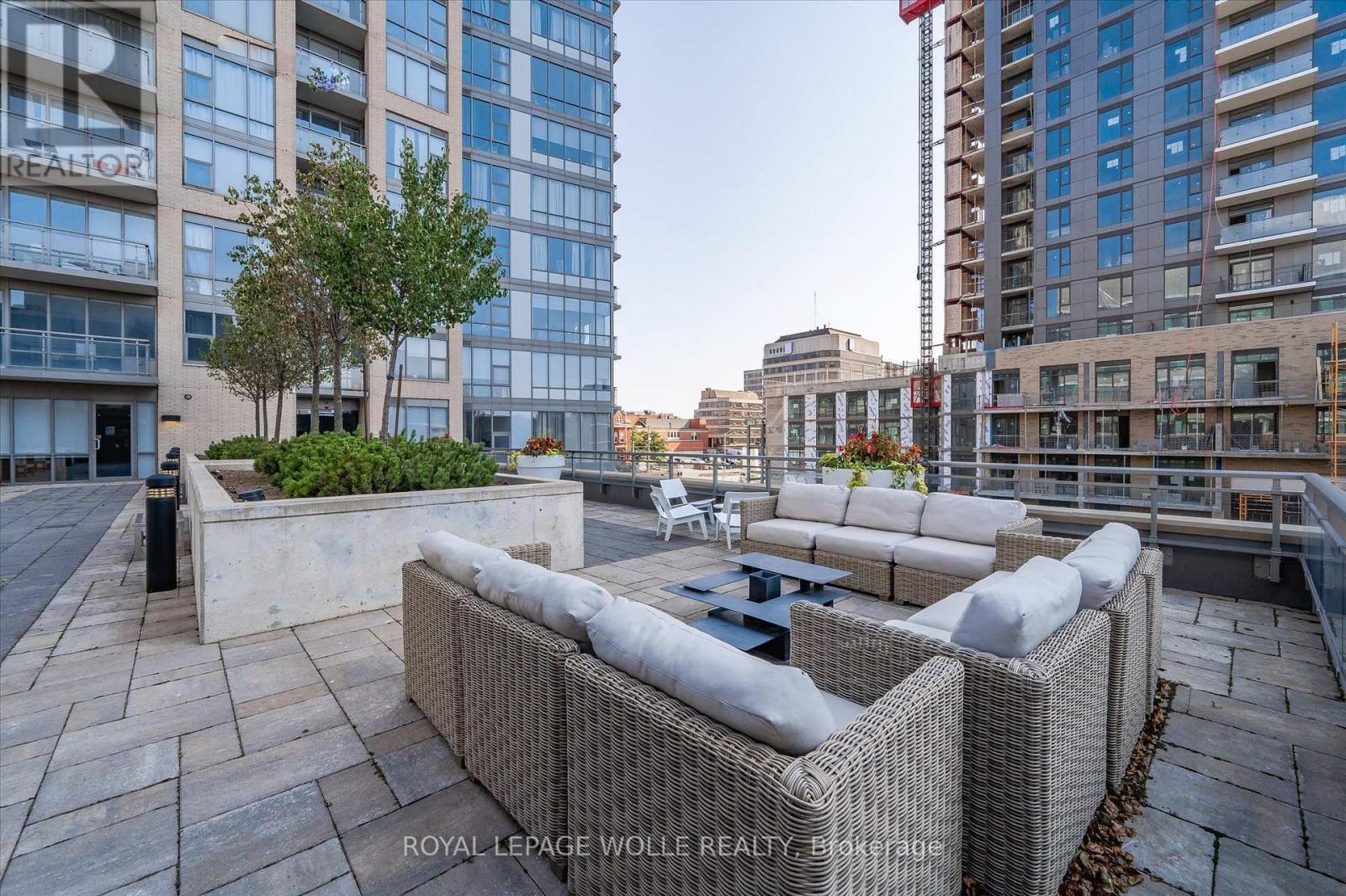 












1707 - 85 DUKE STREET W

,
Kitchener,




Ontario
N2H0B7

