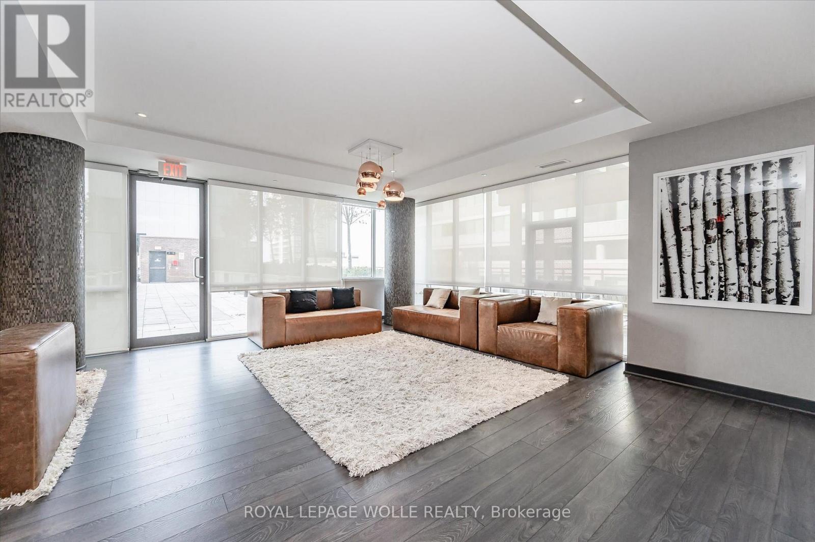 












1707 - 85 DUKE STREET W

,
Kitchener,




Ontario
N2H0B7

