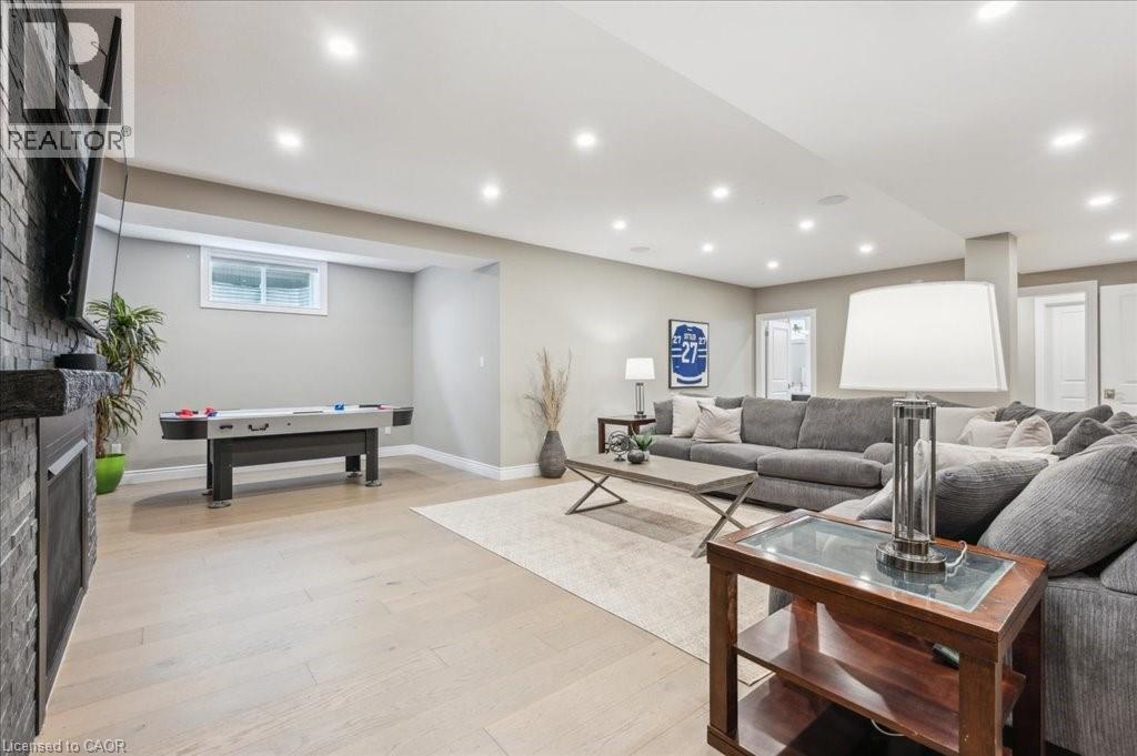 












51 ARISS GLEN Drive

,
Ariss,




Ontario
N0B1B0

