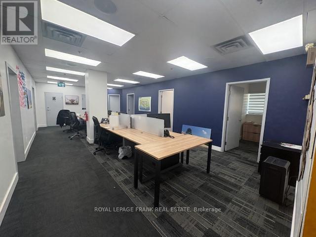 












201 - 701 ROSSLAND ROAD E

,
Whitby (Pringle Creek),




Ontario
L1N8Y9

