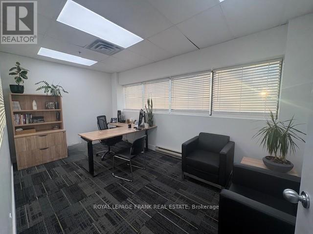 












201 - 701 ROSSLAND ROAD E

,
Whitby (Pringle Creek),




Ontario
L1N8Y9

