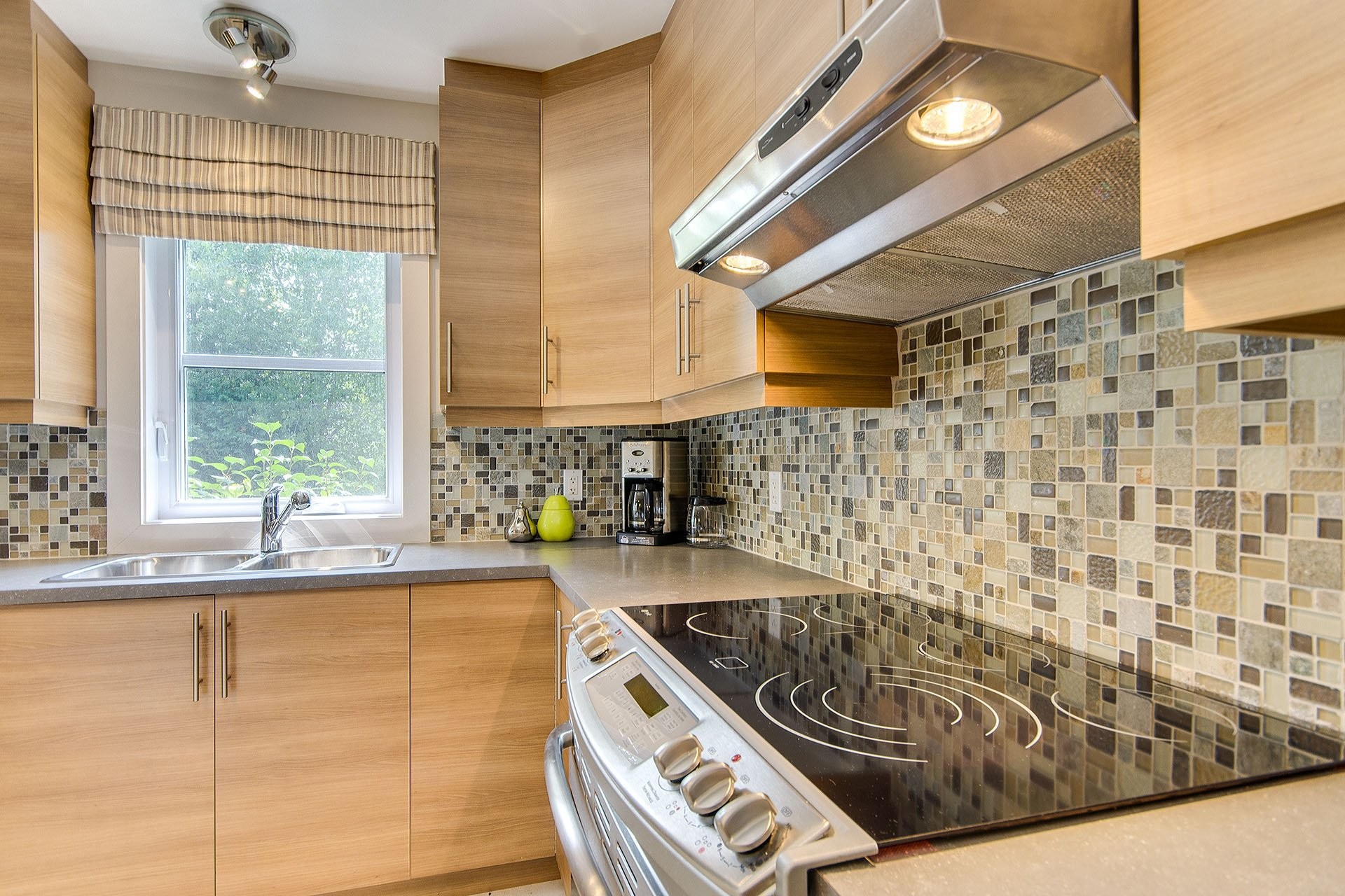 









131


Rue de Laviolette

, 202,
Bromont,




QC
J2L1H9

