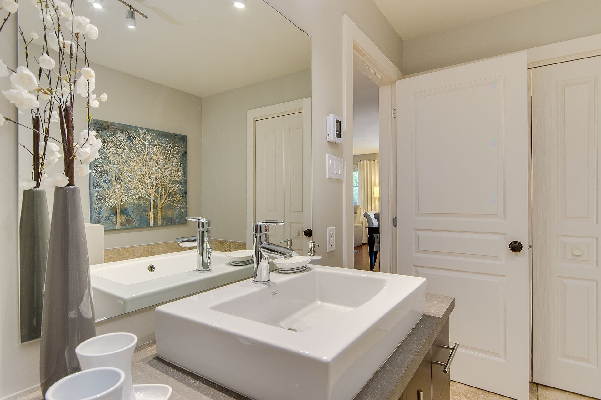 









131


Rue de Laviolette

, 202,
Bromont,




QC
J2L1H9

