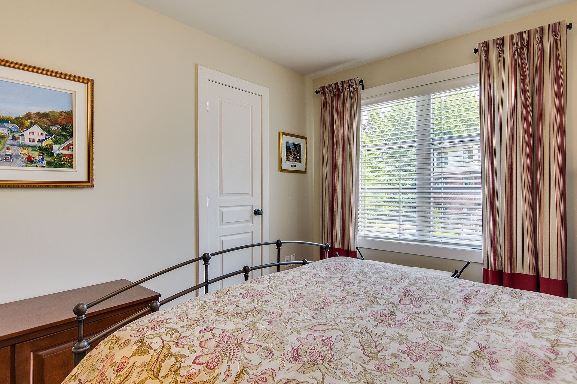 









131


Rue de Laviolette

, 202,
Bromont,




QC
J2L1H9

