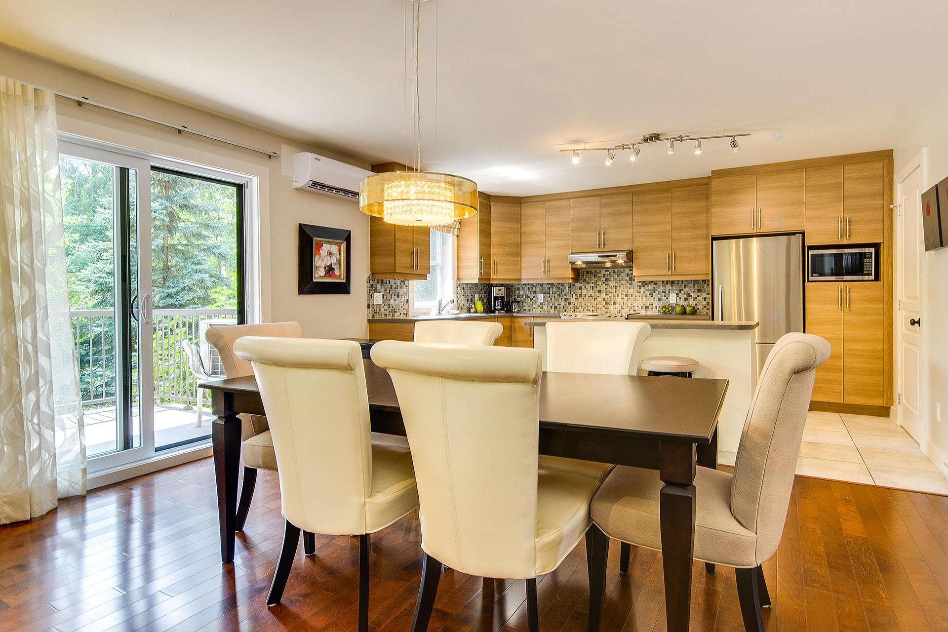 









131


Rue de Laviolette

, 202,
Bromont,




QC
J2L1H9

