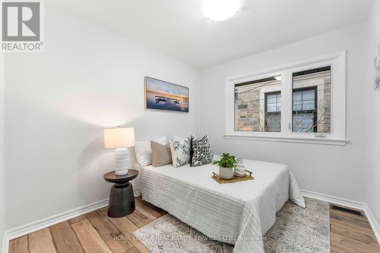 












518 THIRD LINE

,
Oakville,




Ontario
L6L4A7

