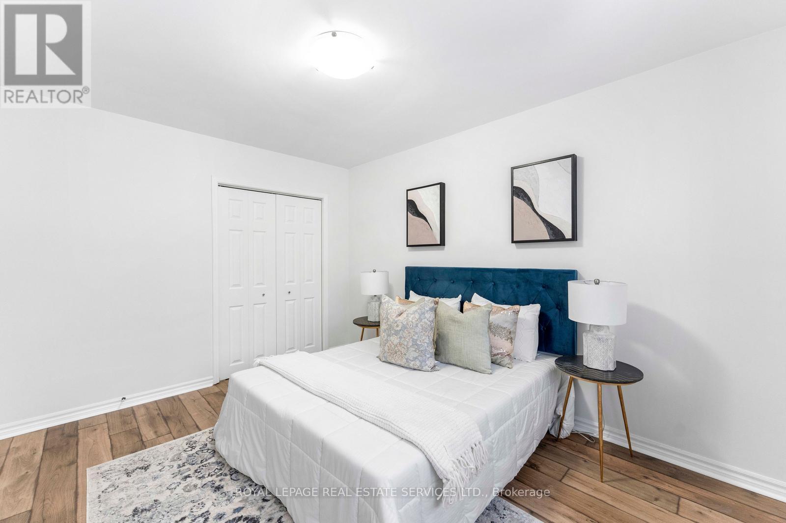 












518 THIRD LINE

,
Oakville,




Ontario
L6L4A7

