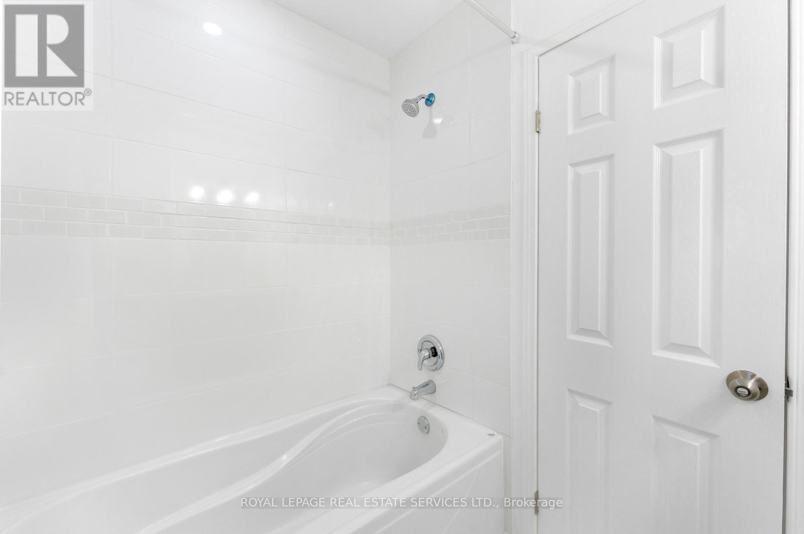 












518 THIRD LINE

,
Oakville,




Ontario
L6L4A7

