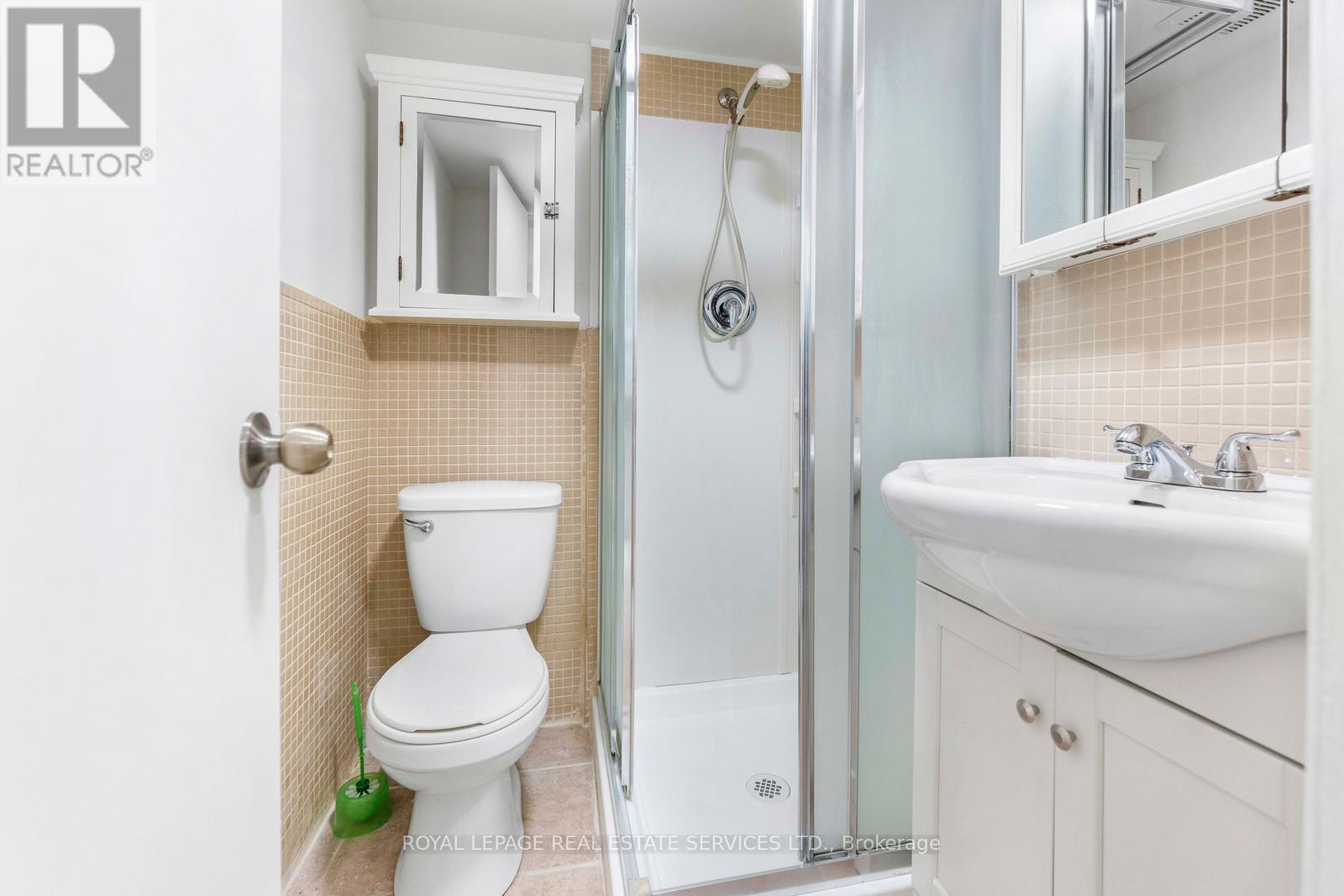 












518 THIRD LINE

,
Oakville,




Ontario
L6L4A7

