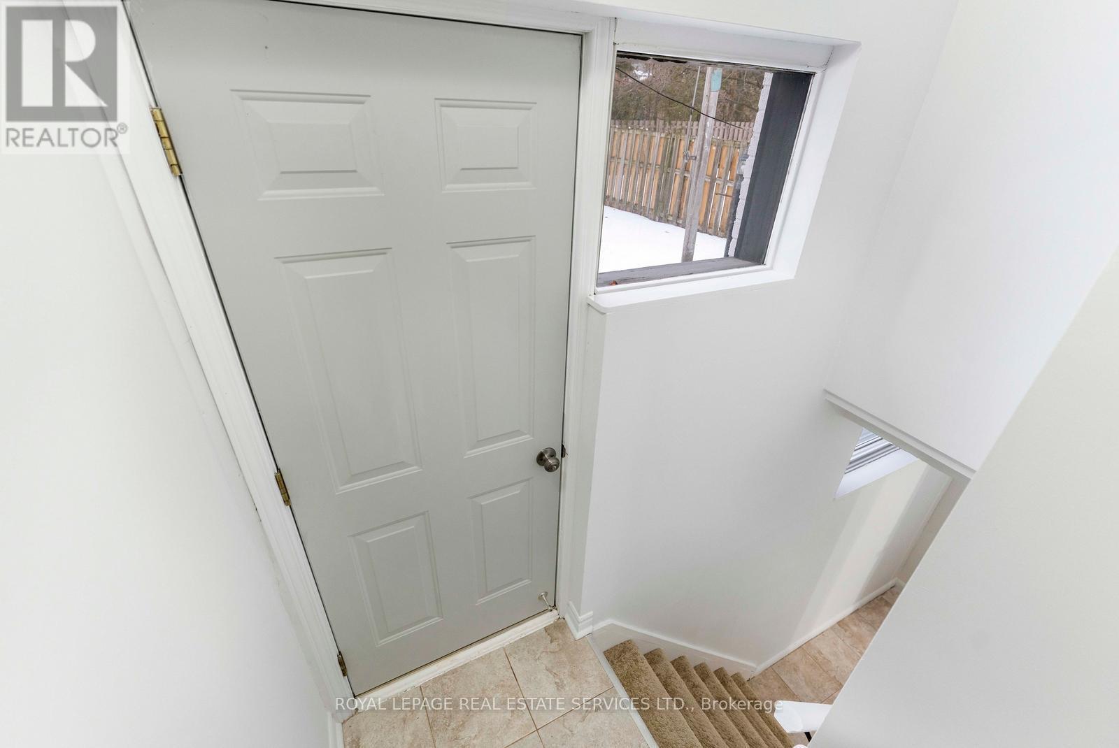 












518 THIRD LINE

,
Oakville,




Ontario
L6L4A7

