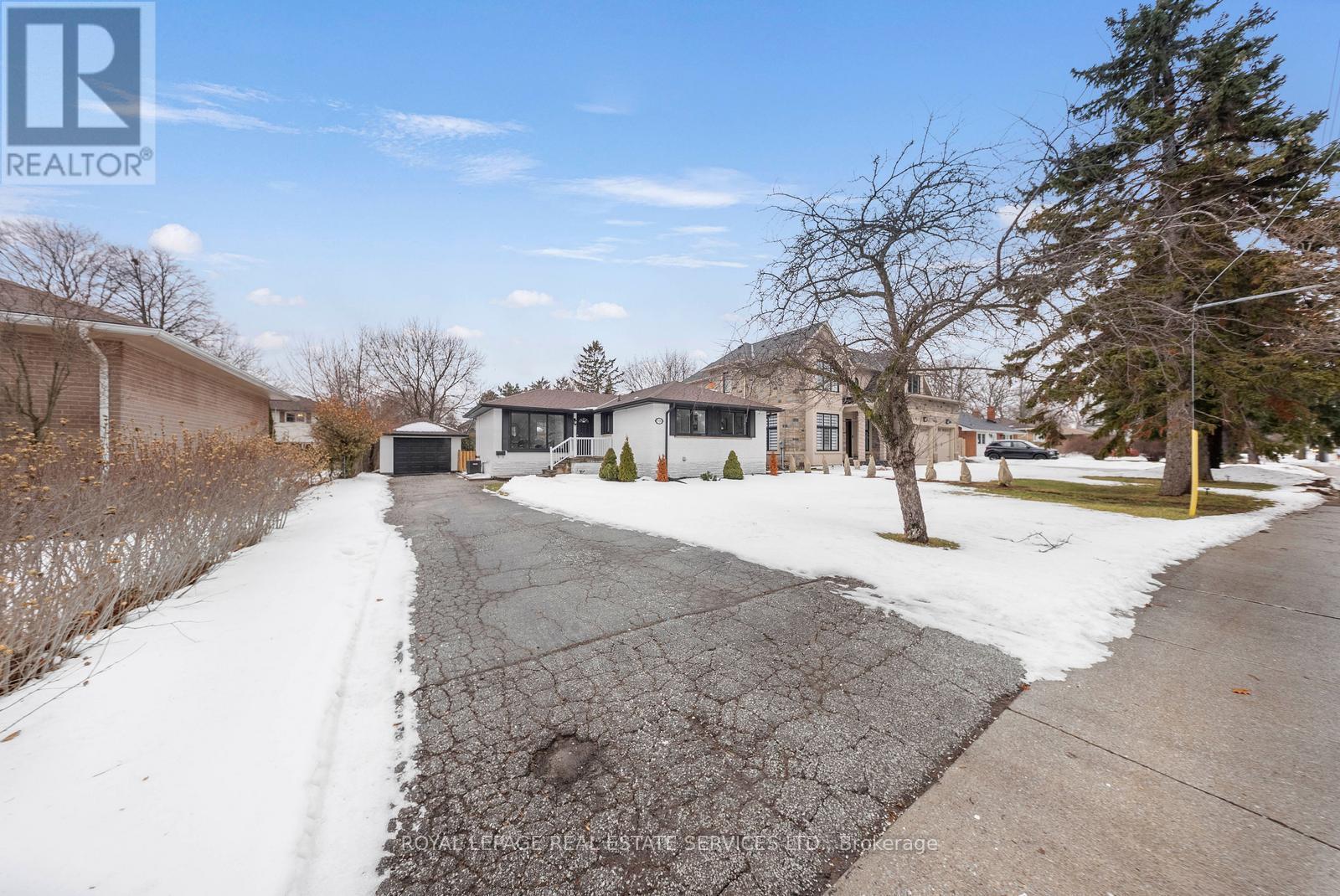 












518 THIRD LINE

,
Oakville,




Ontario
L6L4A7

