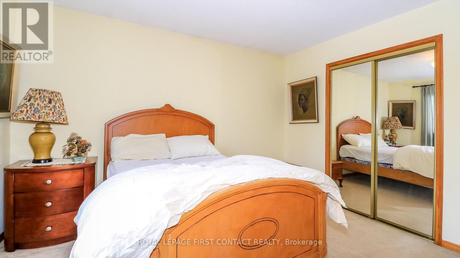 












6237 2 CONCESSION

,
Clearview,




Ontario
L0M1N0

