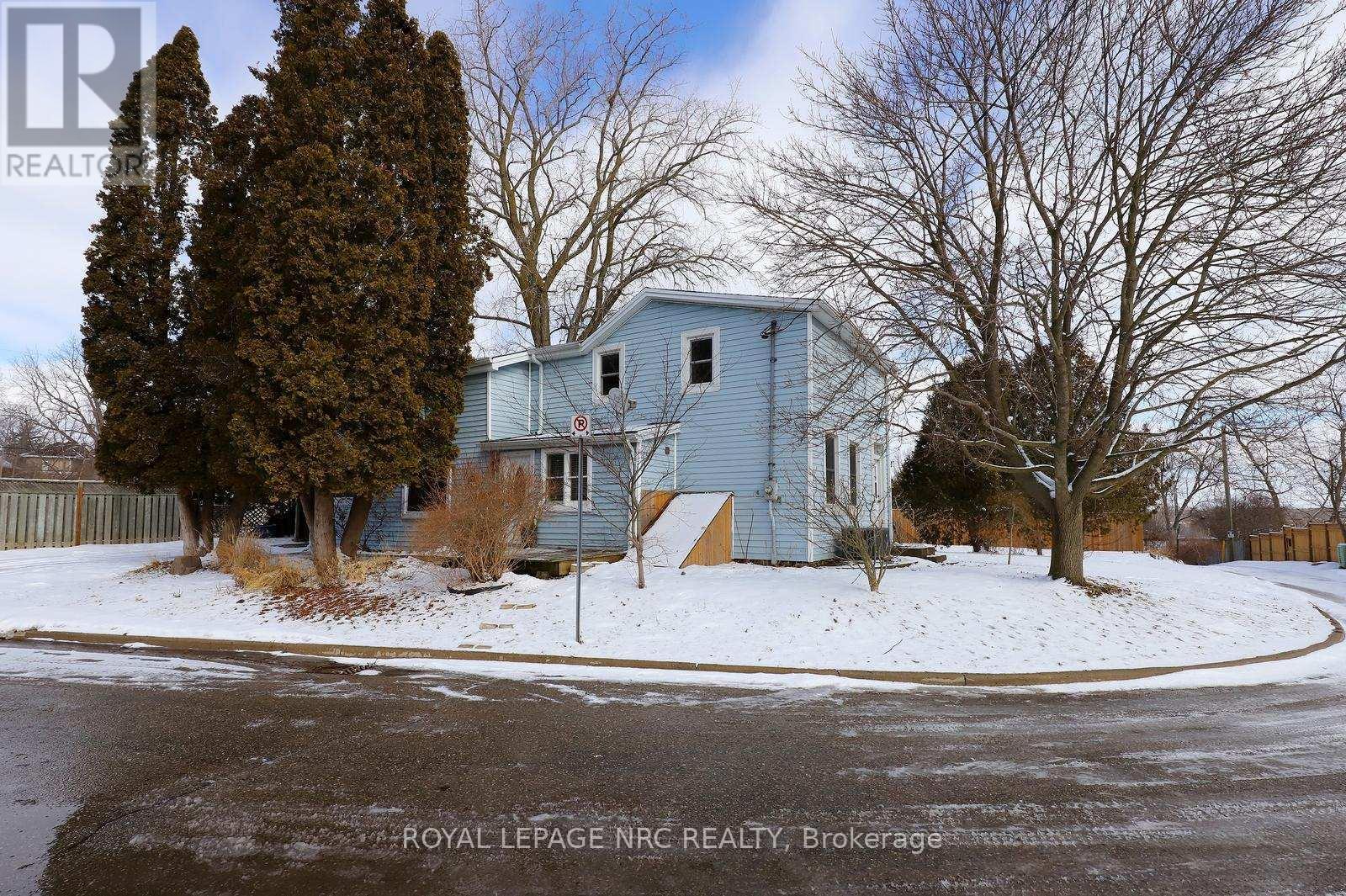 












1 JOHN AVENUE

,
Brant,




Ontario
N3L2S8

